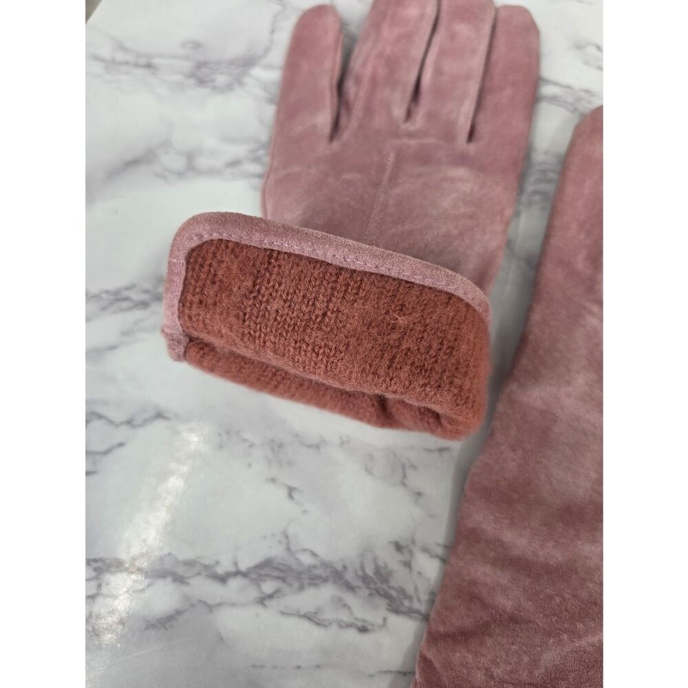 Isotoner Women's Pink Suede Lined Driving Gloves - Picture 5 of 12